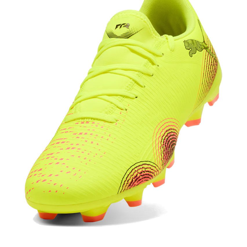 FUTURE 8 Play Rugby Boots FG/AG Molded Studs Firm Ground Fluo/Pink - Puma