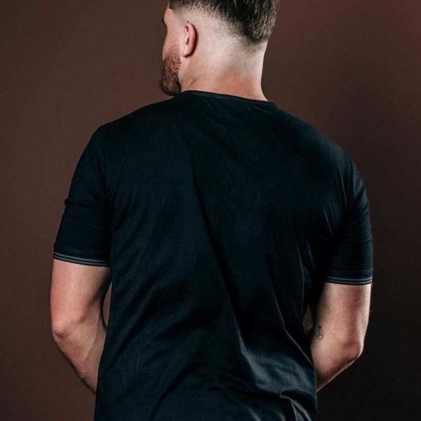 Tribal Rooster T-shirt - RELIGION RUGBY